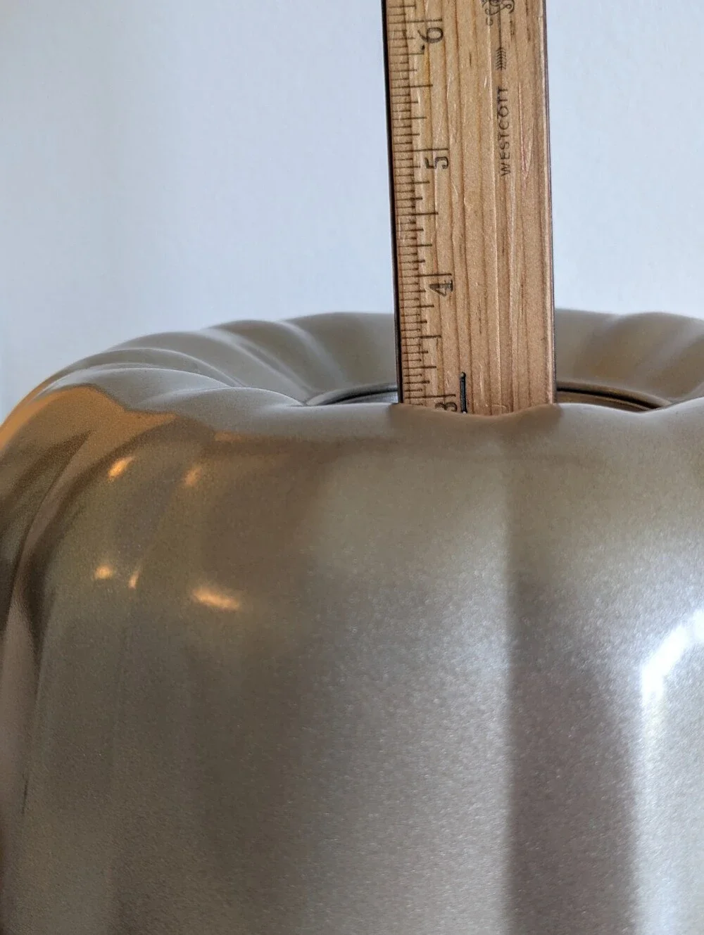Vintage Fluted Tube Cake  Medium Brown Metal Mold Ring Cake Pan 9.5